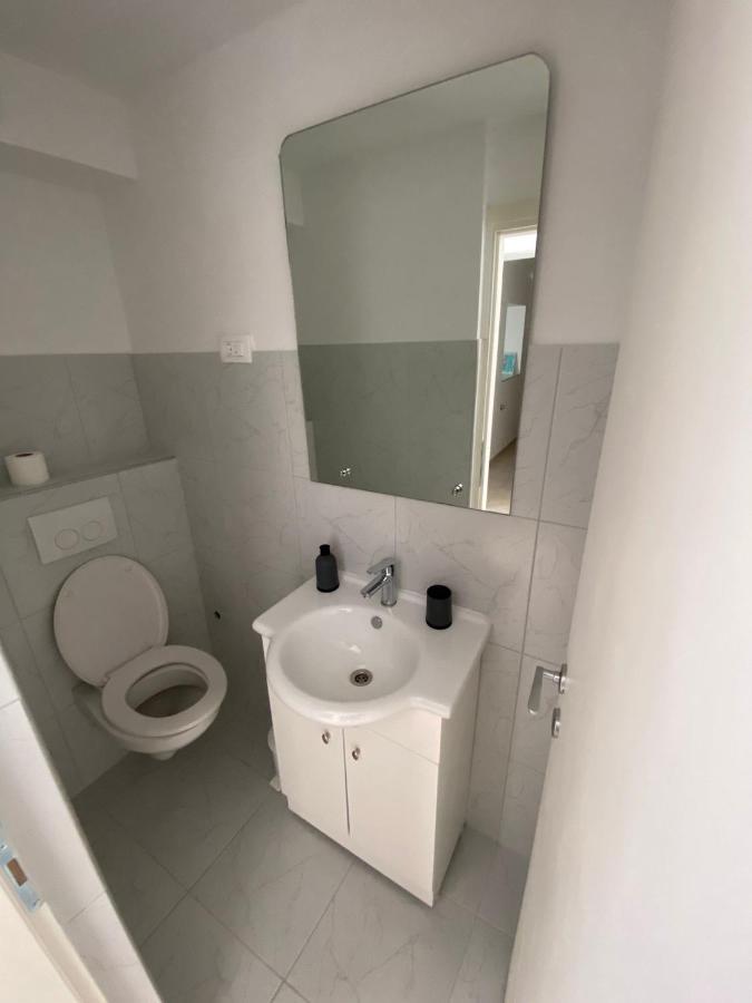 Duje & Roko Apartments Šibenik Eksteriør billede