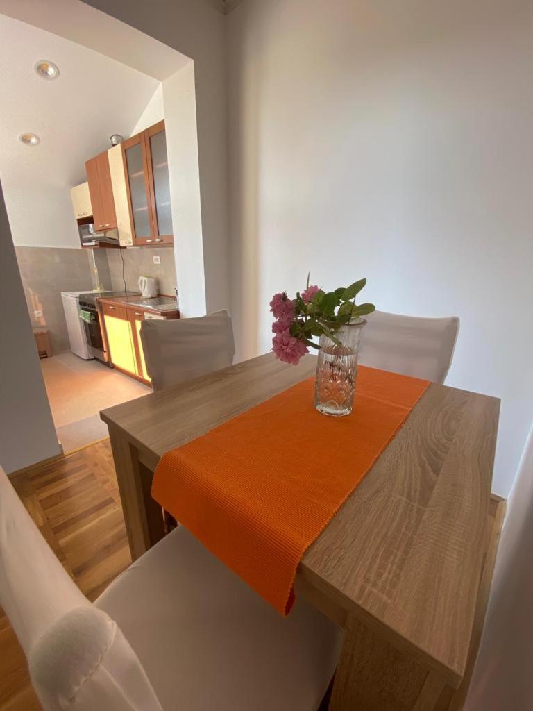 Duje & Roko Apartments Šibenik Eksteriør billede