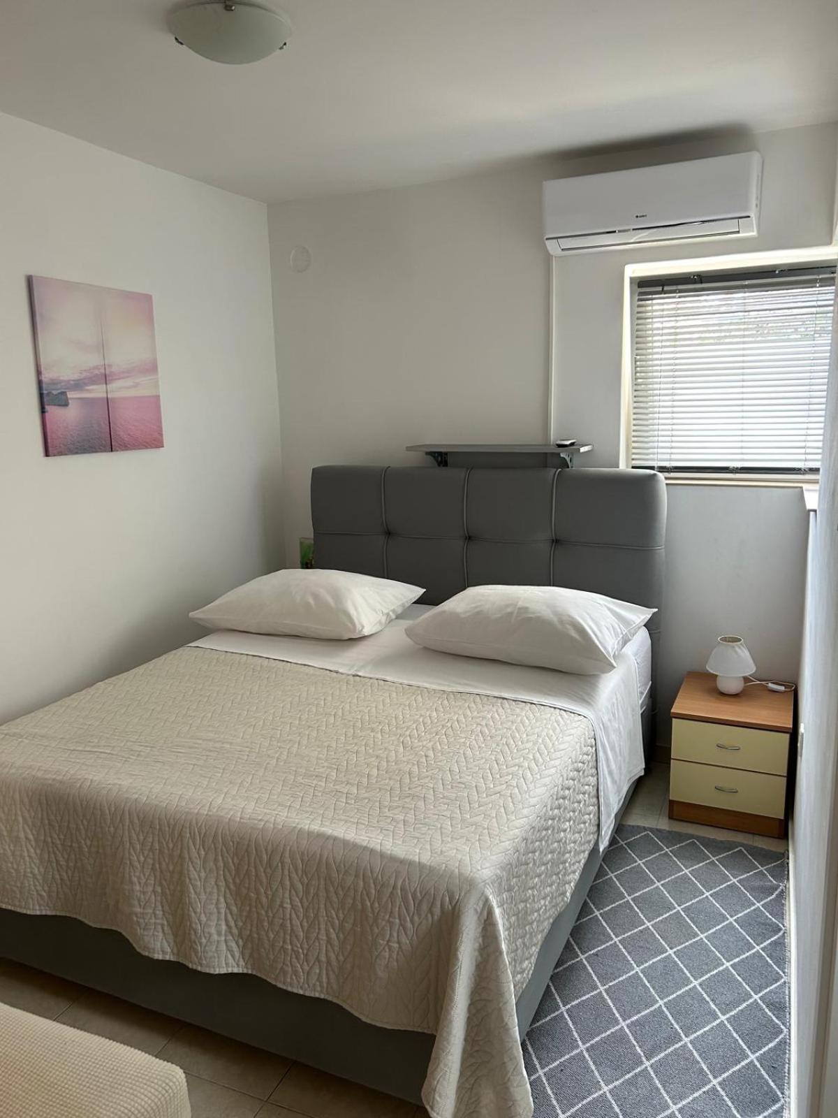 Duje & Roko Apartments Šibenik Eksteriør billede