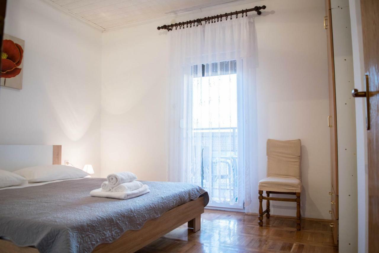 Duje & Roko Apartments Šibenik Eksteriør billede